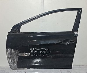 Porta Dianteira Esquerdo Hyundai Elantra 2011 a 2015 detalhe
