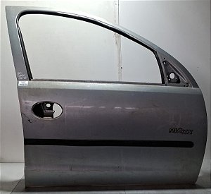 Porta Dianteira Direita Gm Corsa 2002 a 2012 Com detalhe