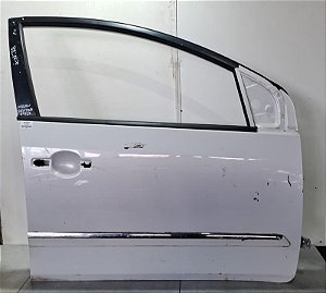 Porta Dianteira Direito Nissan Sentra 2007 a 2013