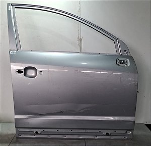 Porta Dianteira Direita Gm Captiva 2009 a 2015 Com detalhe