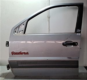 Porta Dianteira Esquerda Ford Ecosport 2004 a 2012 detalhe