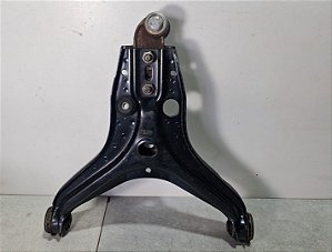 Bandeja Suspesão Esquerdo/Direito Vw Santana 1988 a 2006