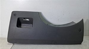 Moldura Caixa Fusivel Painel Fiat Punto 2007 a 2012 detalhe