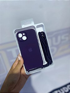 Case Iphone 15 com correntinha