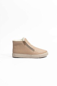 BOTA VANUCIA PELUCIADA