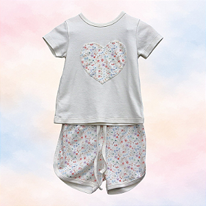 Pijama Blusa e Shorts MC - Coração Florido