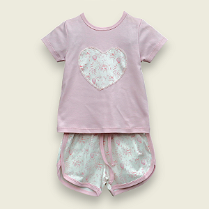 Pijama Blusa e Shorts MC - Coração de Ursinho e Balões Rosa