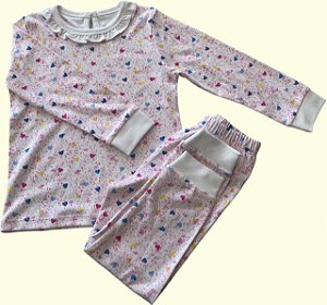 Pijama Blusa e Calça ML - Corações Coloridos Fundo Pontilhado Rosa
