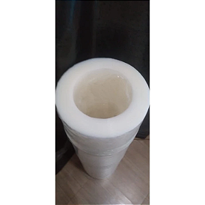 Filme stretch 3 kilos 50 cm , sem tubetes 25 micras ,somente plástico , 350 m aproximadamente, EXCELENTE QUALIDADE, ENVIO IMEDIATO