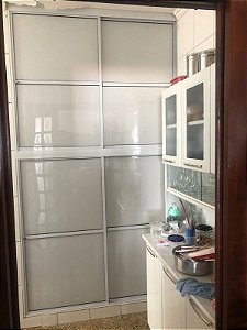 Fechamento de Acrílico em Armário