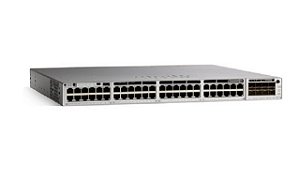 Cisco Catalyst C9300-48P-E 48 Portas 1GbE PoE + C9300-NM-8X (Usado)