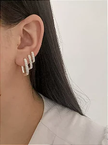 Argolinhas quadradas cravejadas (Vendidas separadamente)