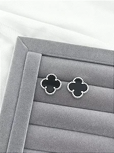 Brinco Virginia preto