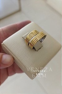 Par de Alianças 6mm Frisos Laterais