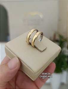 Par de Alianças 4mm Chanfradas
