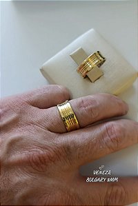 Par de Alianças 8mm Bulgary Frisos