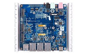 Qnap QBoat Sunny - Mini Servidor de IoT Alpine Quad Core
