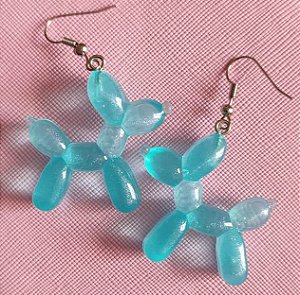 Brinco Cachorro de Bexiga Azul