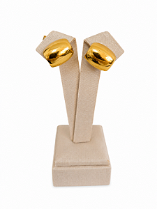 Brinco Curvado Liso - Banhado a Ouro 18k