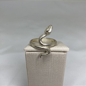 ANEL COBRA EM PRATA 925-TAMANHO:16
