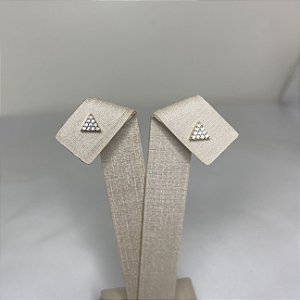 BRINCO TRIÂNGULO CRAVEJADO MINIMALISTA