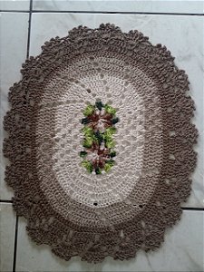 Tapete de crochê / Cru, bege com Caramelo