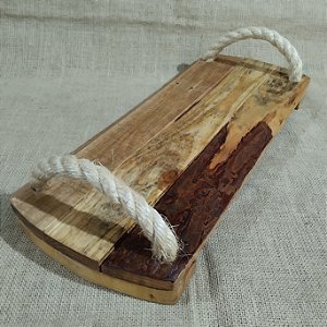 Bandeja Rústica com Madeira de Demolição (60cm x 24cm)