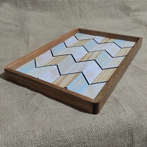 Bandeja (madeira maciça - pinus e eucalipto) - 25cm x 35cm