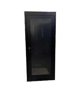 Rack de piso padrão 19" BBK com abertura lateral 28U x 670mm
