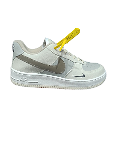 Tênis Nike Air force Bege