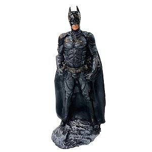 Estátua Batman Cavaleiro das Trevas DC Comics Colecionável