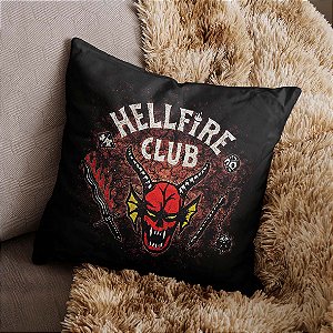 Almofada Hellfire Club Stranger Things 4 45x45