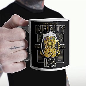 Caneca Cerveja Manopla Do Infinito Thanos Infinity Quality Beer Vingadores Marvel Comics Branca