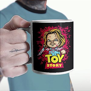 Caneca Cilíndrica Chucky Toy Story Brinquedo Assassino Child's Play Branca
