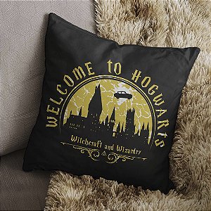 Almofada Bem-vindo à Hogwarts Welcome To Hogwarts Bruxaria e Feitiçaria Harry Potter 45x45