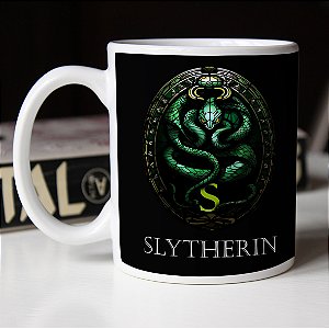 Caneca Cilíndrica Brasão Casa Slytherin Sonserina Harry Potter Cobra Escola Hogwarts Branca