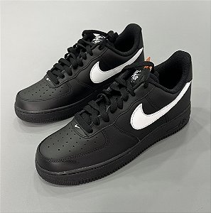 Tênis Nike AIR Force 1 Preto/Branco