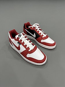 Tênis Nike Ebernon Low vermelho/preto