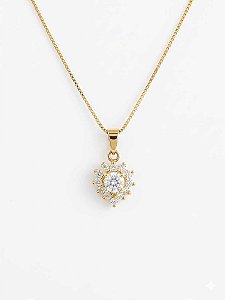 Colar com Pingente Coração Cravejado