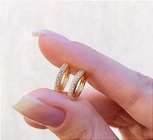 Argola P Cravejada com Zircônia