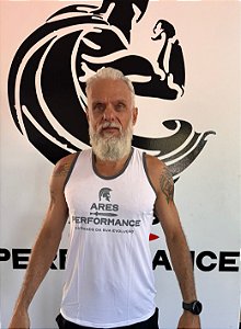 REGATA ARES BRANCA COM RECORTE E GOLA COR CHUMBO
