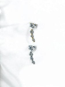 Labret Cluster Coração com 4 Zircônias Titânio