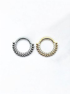 Argola Frontal Cravejado de Zircônias e Esferas Titânio