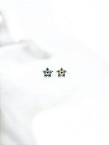 Labret Mini Flor Cravejado Titânio