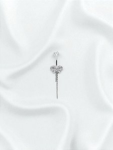 Umbigo Laço de Zircônias com Correntes Titânio