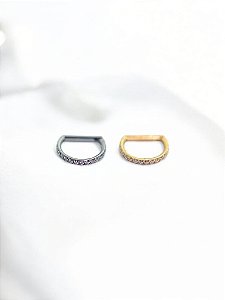 Argola D Ring Cravejada Titânio
