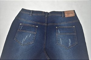 SKINNY MASCULINA AMASSADA