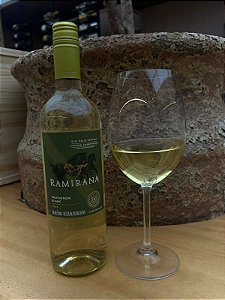 Ramirana Varietal Sauvignon Blanc Chile 750 Ml