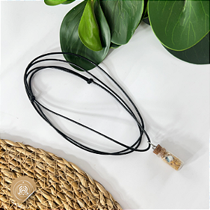 Cordão Patuá com pó de Palo Santo e olho grego. Proteção vibracional contra olho gordo e energias negativas.
