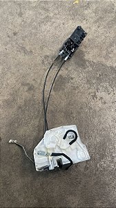 Trava de Porta Dianteira Direita Suzuki SX4 2.0 16V 2011
